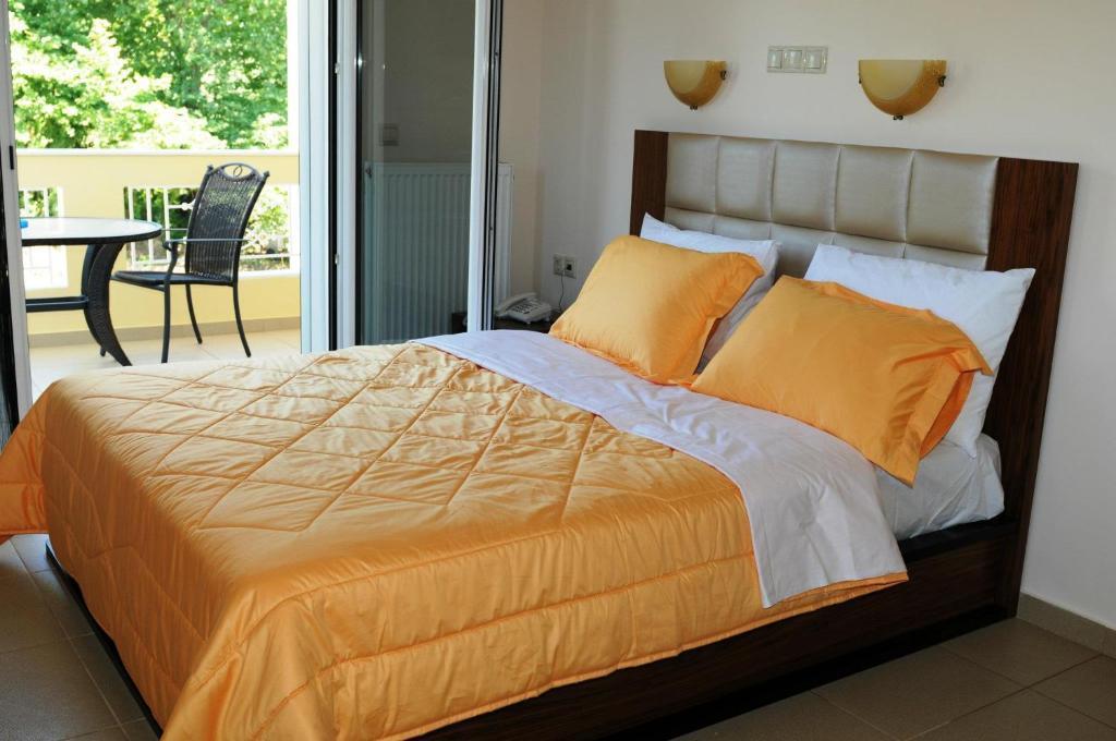 Royal'S Studios Loutra Edipsou  Chambre photo